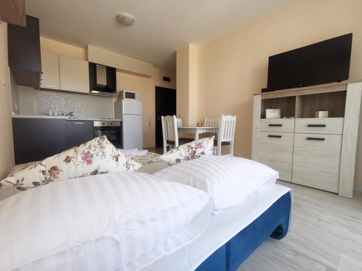 Aпартаменти Хоризонт Lägenhet Sozopol Exteriör bild